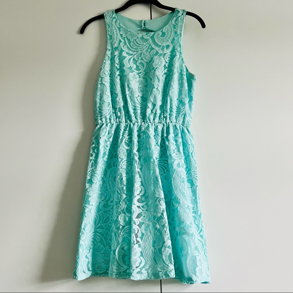 EVERLY A-line Open Back Lace Turquoise Dress Sz. S